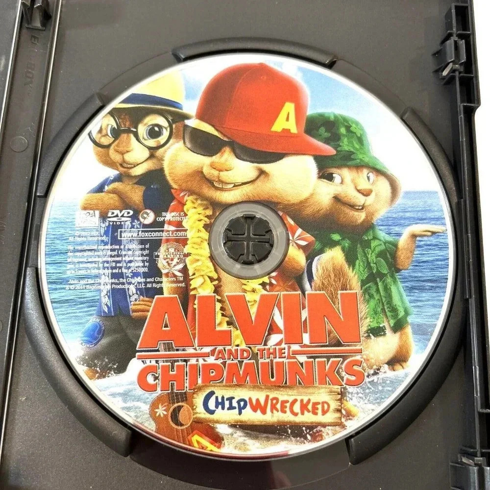 Alvin And The Chipmunks Chip Wrecked DVD Music And Dance - Picture 3 of 4